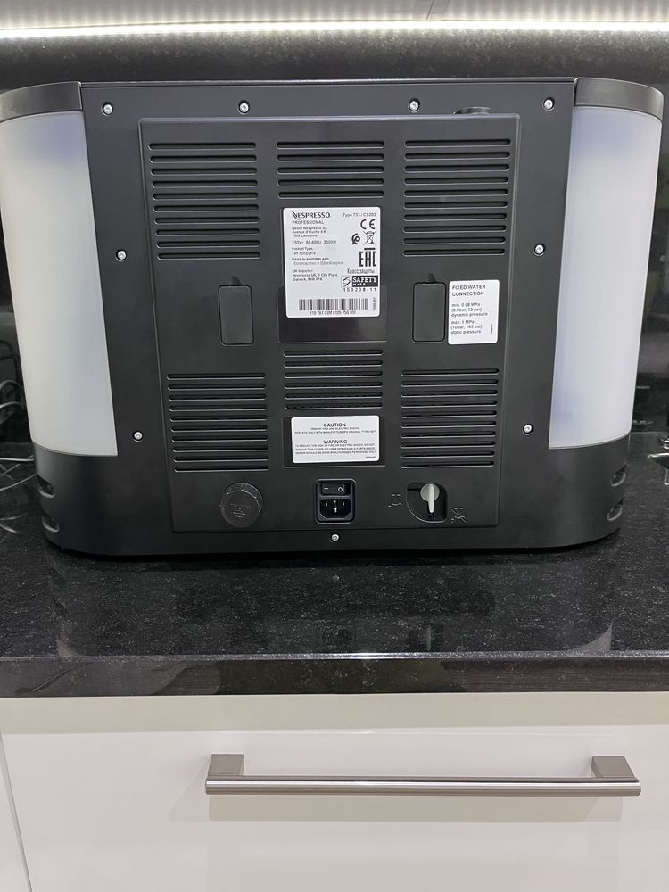 Nespresso Gemini CS 203/220 Type733 Profesjonalany ekspres do kawy