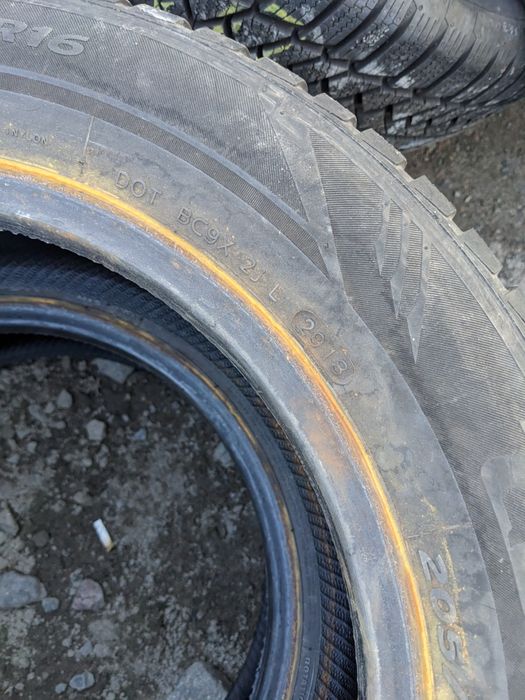 205/60r16 Laufenn зима