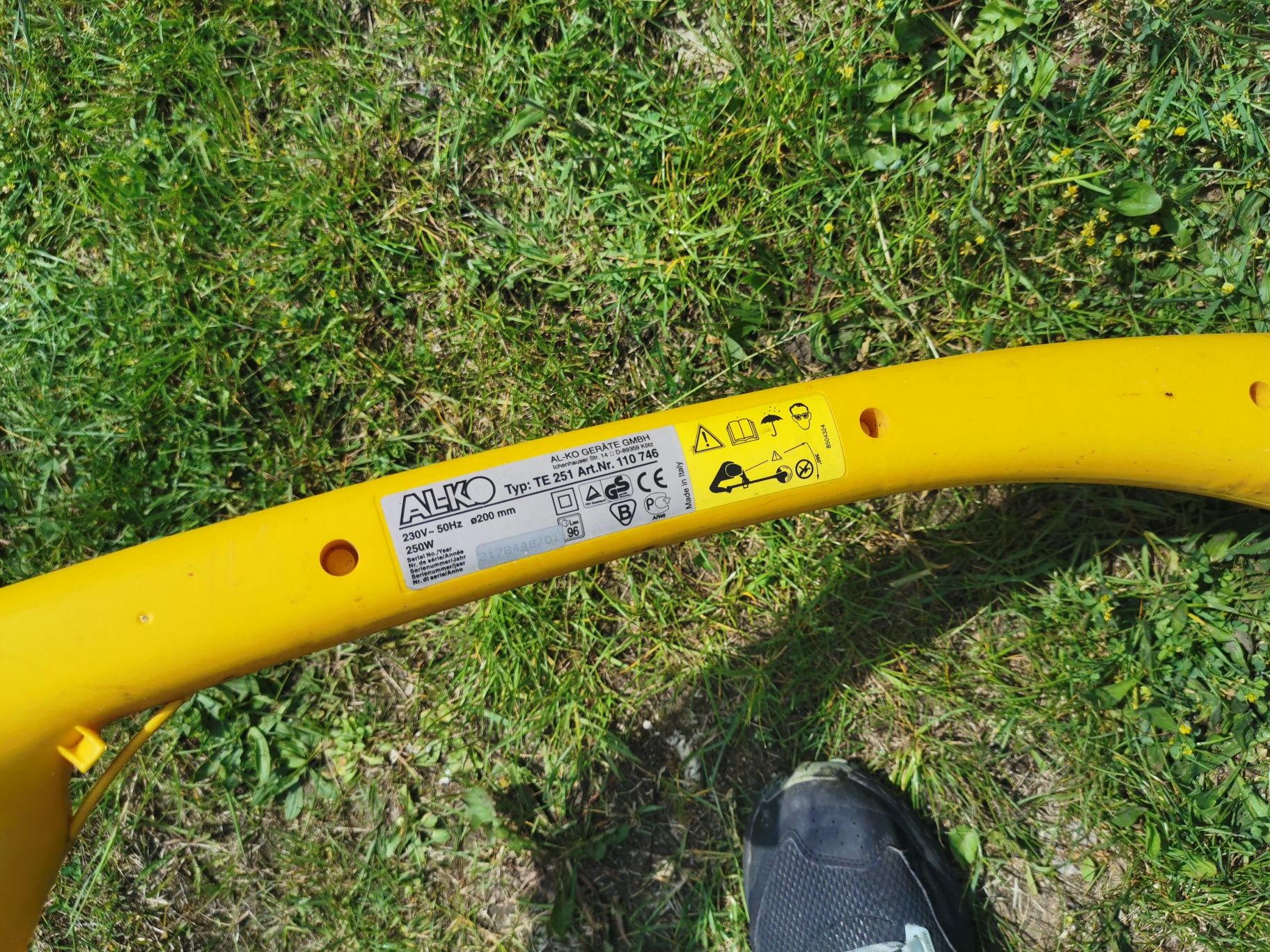 Podkaszarki elektryczne