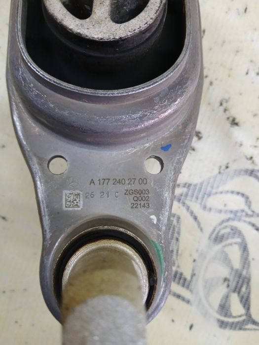 Кронштейн двигателя Mercedes-Benz GLB 2022