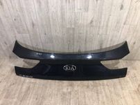 Крышка багажника Kia Ceed 3 ( 2018 - 2021 г.) накладка ляда