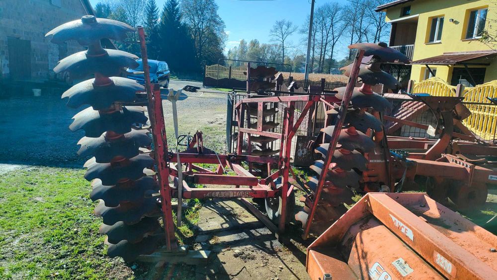 Brona talerzowa rozkładana hydraulicznie ** 4m **