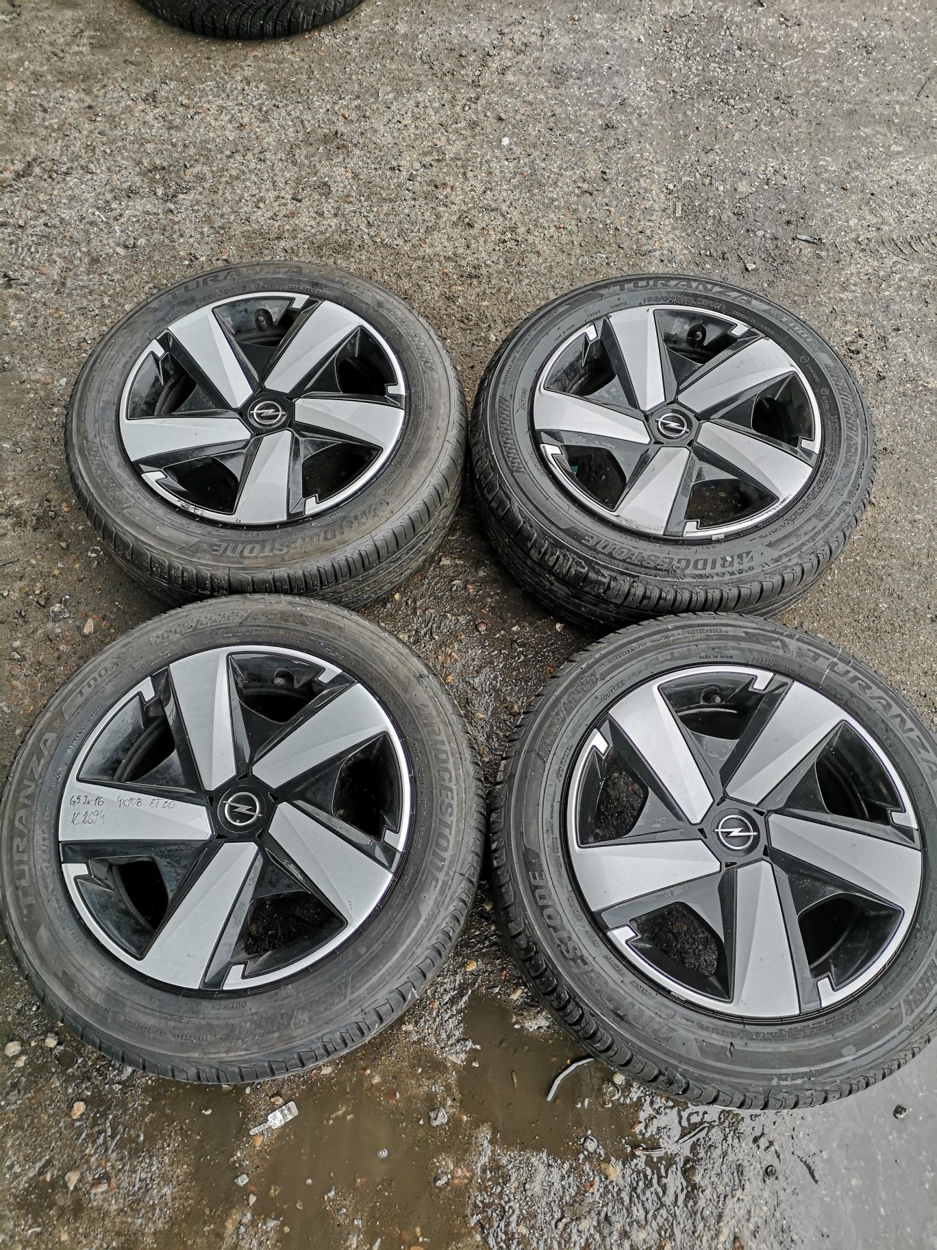 Komplet kół letnich strukturalne 4x108 Opel 195/60/16 Bridgestone 20r