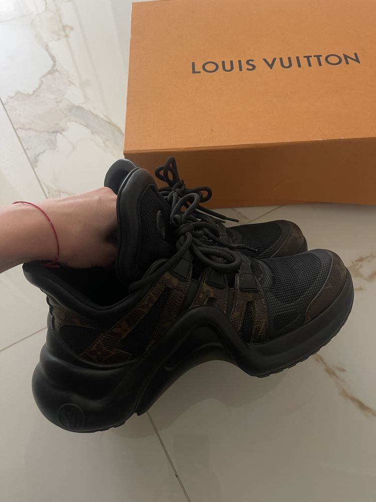 Кросівки Louis vuitton (оригінал)! Є код