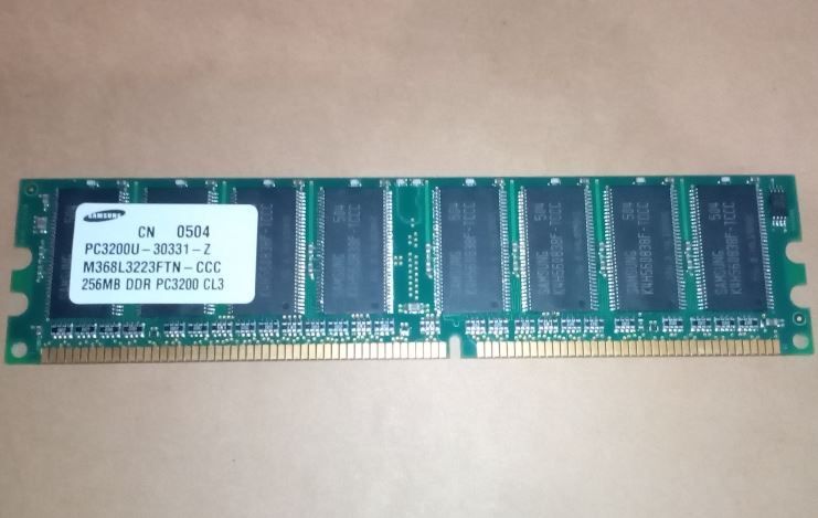 Планка памяти б/у 256Мб Samsung, DDR PC32000 CL3