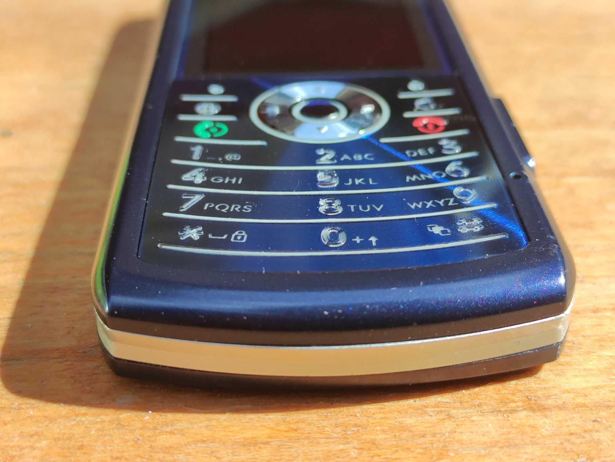 Ретро телефон Motorola L7 идеальный