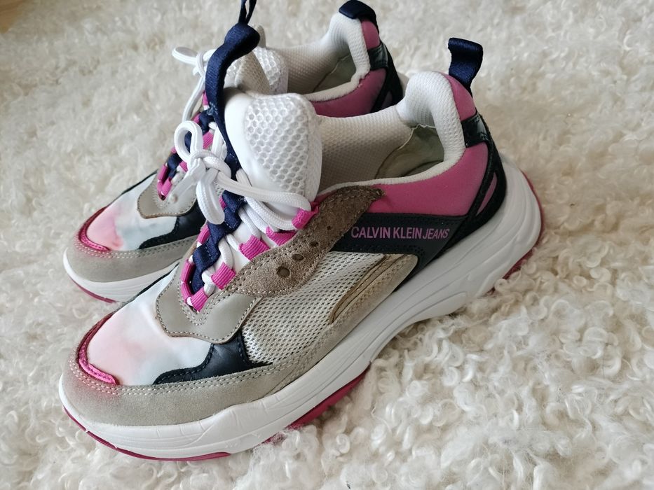 Calvin Klein Jeans Sneakersy damskie Adidasy