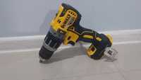 Аккумуляторный ударний шуруповерт Dewalt DCD796