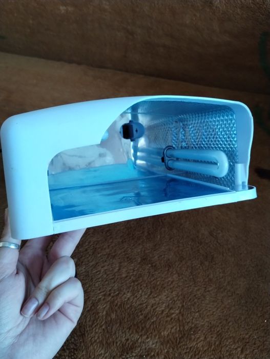 Lampa UV do paznokici