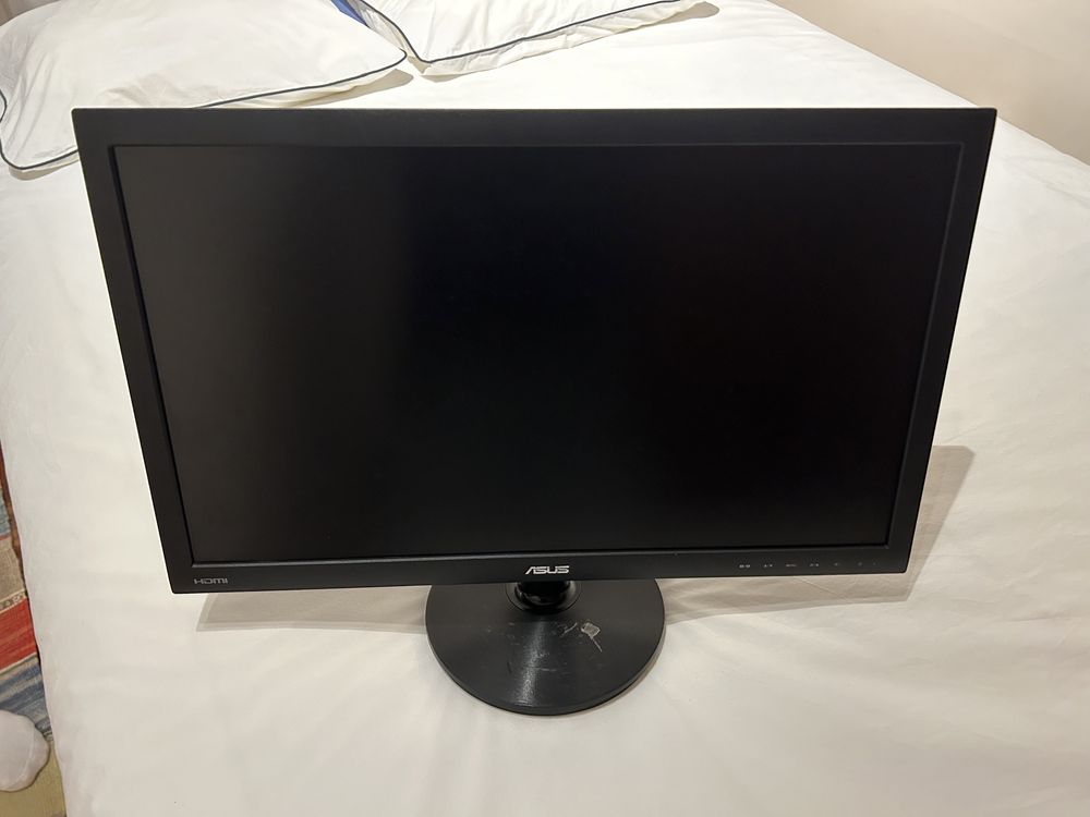 Monitor ASUS VP247HAE (24'' - 5 ms - 75 Hz)