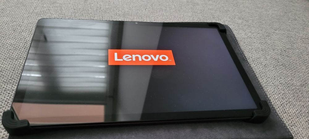 Nowy tablet Lenovo M10