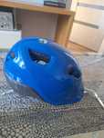 Kask na rower niebieski
