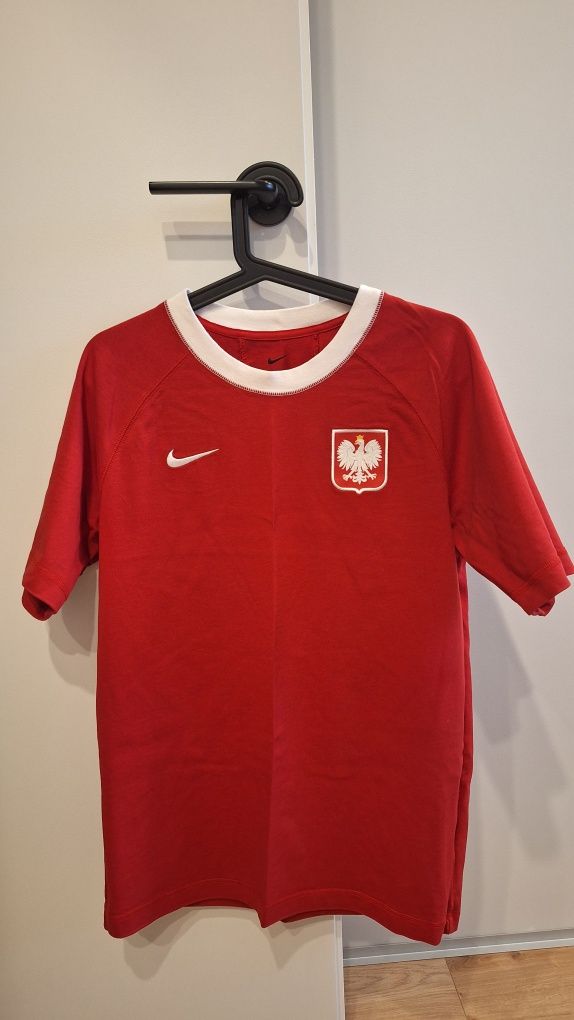 Koszulka z godłem Polski