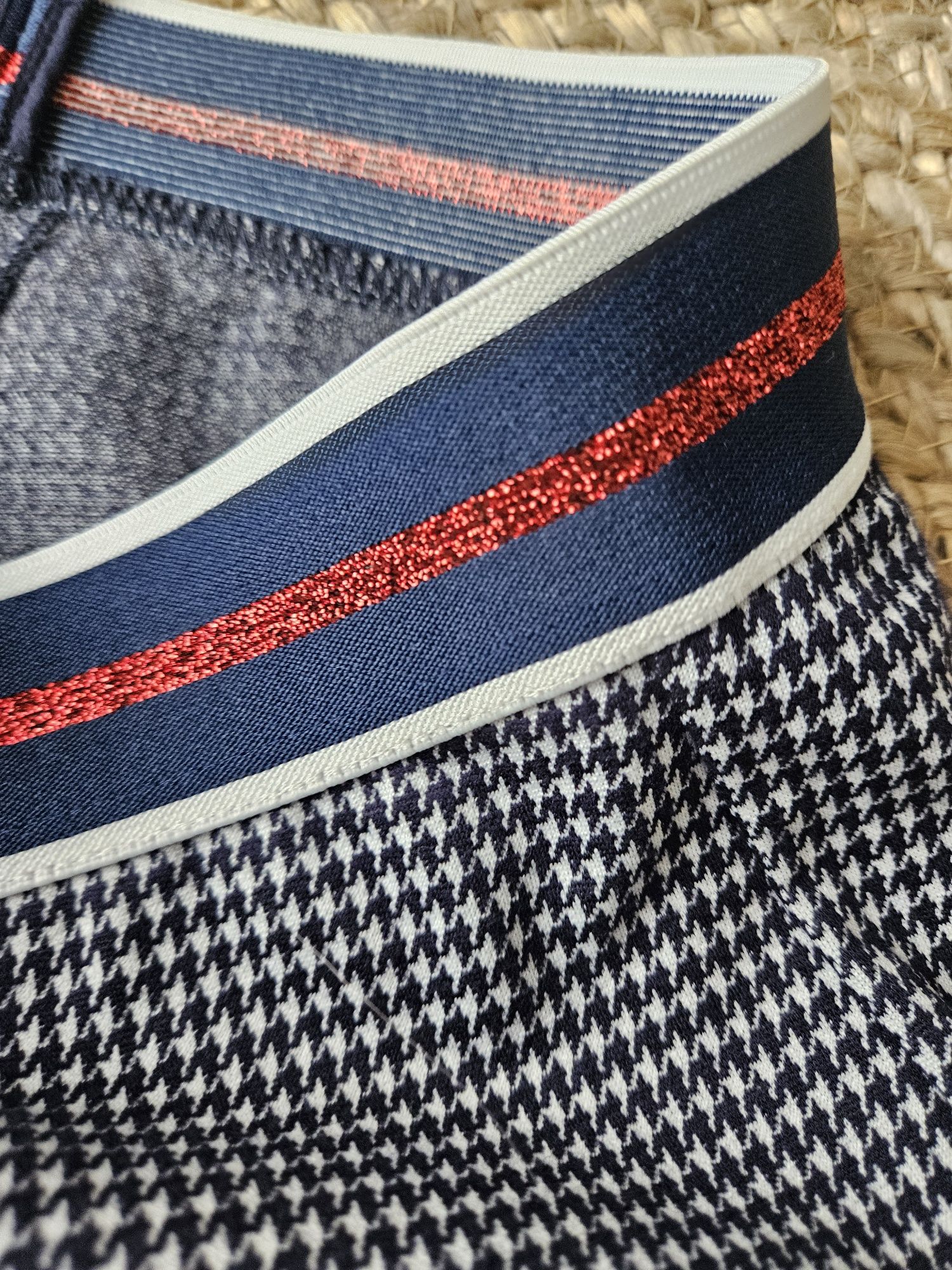 Stylowe spodnie w drobną kratkę – Marc Aurel na gumce  M/ L eleganc