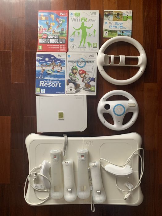 Consola, acessorios e jogos Wii