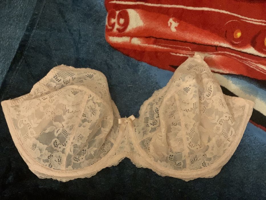 Бюстгальтер- лифчик 95 F