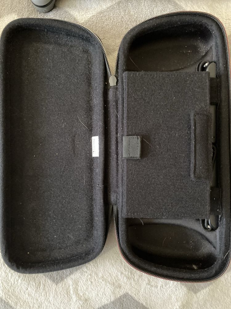 nintendo + 3 gry + szkło hartowane + pokrowiec i oryginalna ładowarka