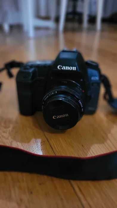 Canon 5D II + lente 50mm 1.8 + LCDVF + 6 baterias - Kit completo