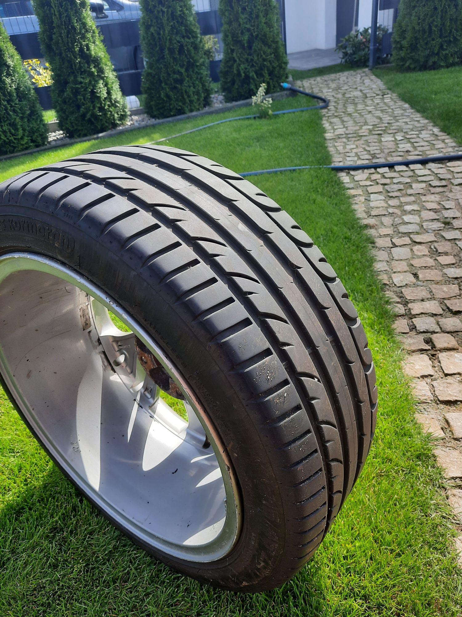 Felgi z oponami letnie