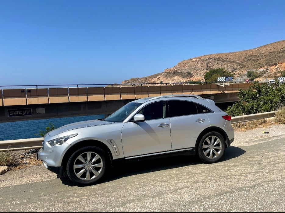 Продам Infiniti fx35, після незначного дтп