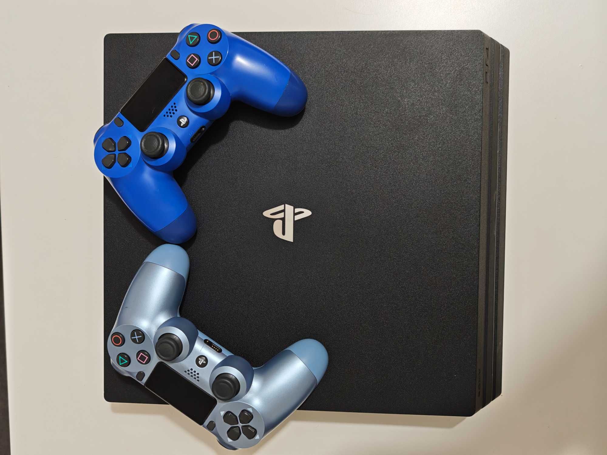 PLAYSTATION 4 PRO 1 TB