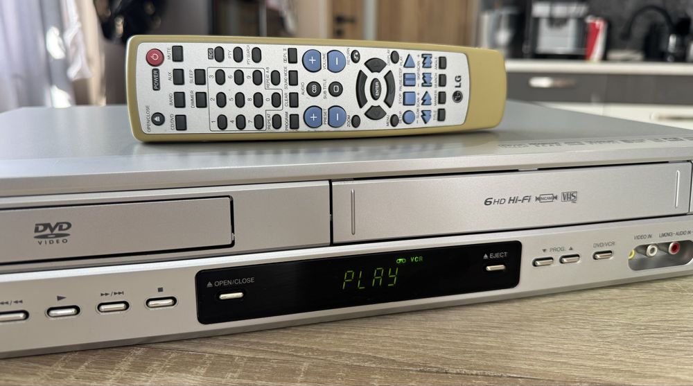 LG VC9800 #Magnetowid VHS DVD #Combo #6HD #Hi-Fi Stereo #DivX #Pilot