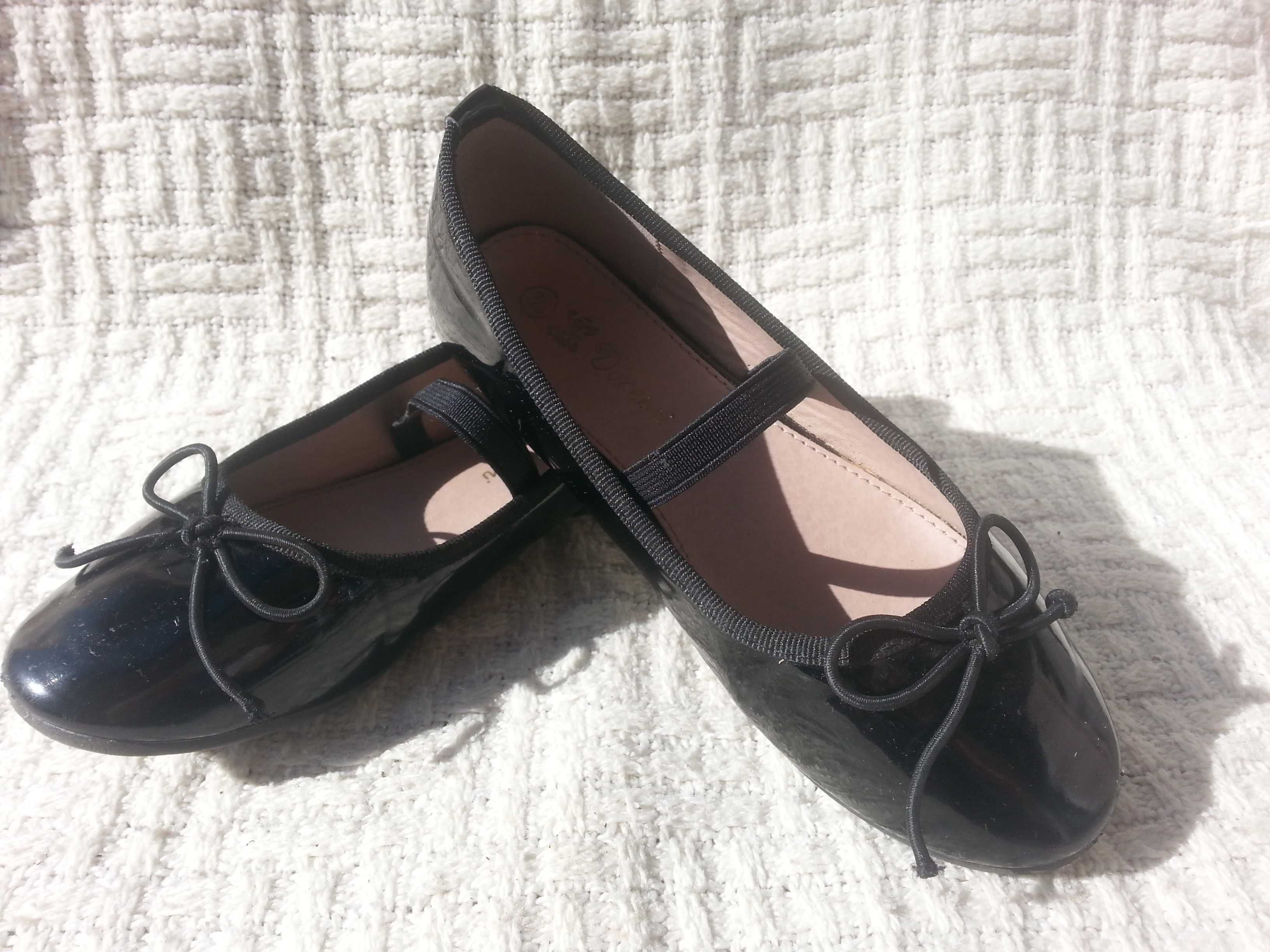 Buty balerinki r. 30 dla dziewczynki lakierowane czarne śliczne