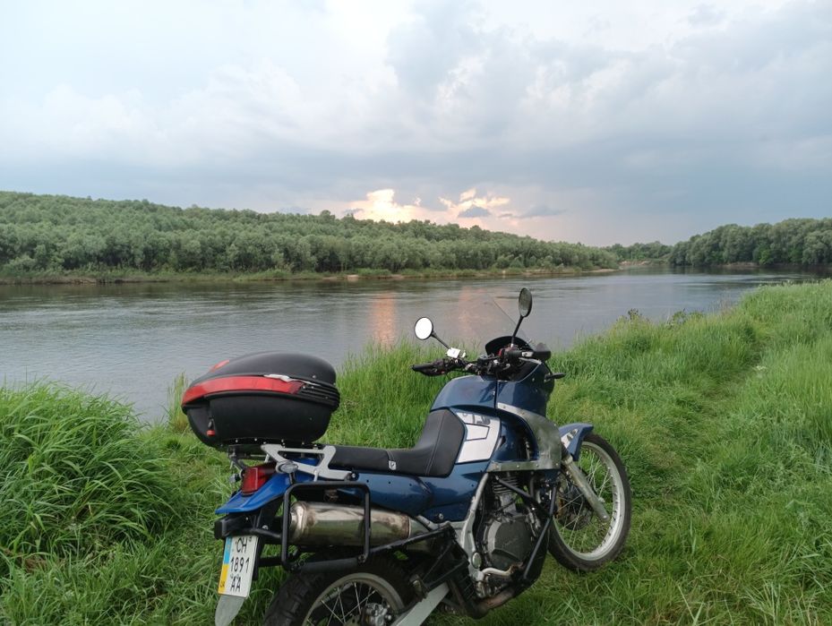 Kawasaki kle 500 з документами на ходу, технічно справний
Kawasaki KLE