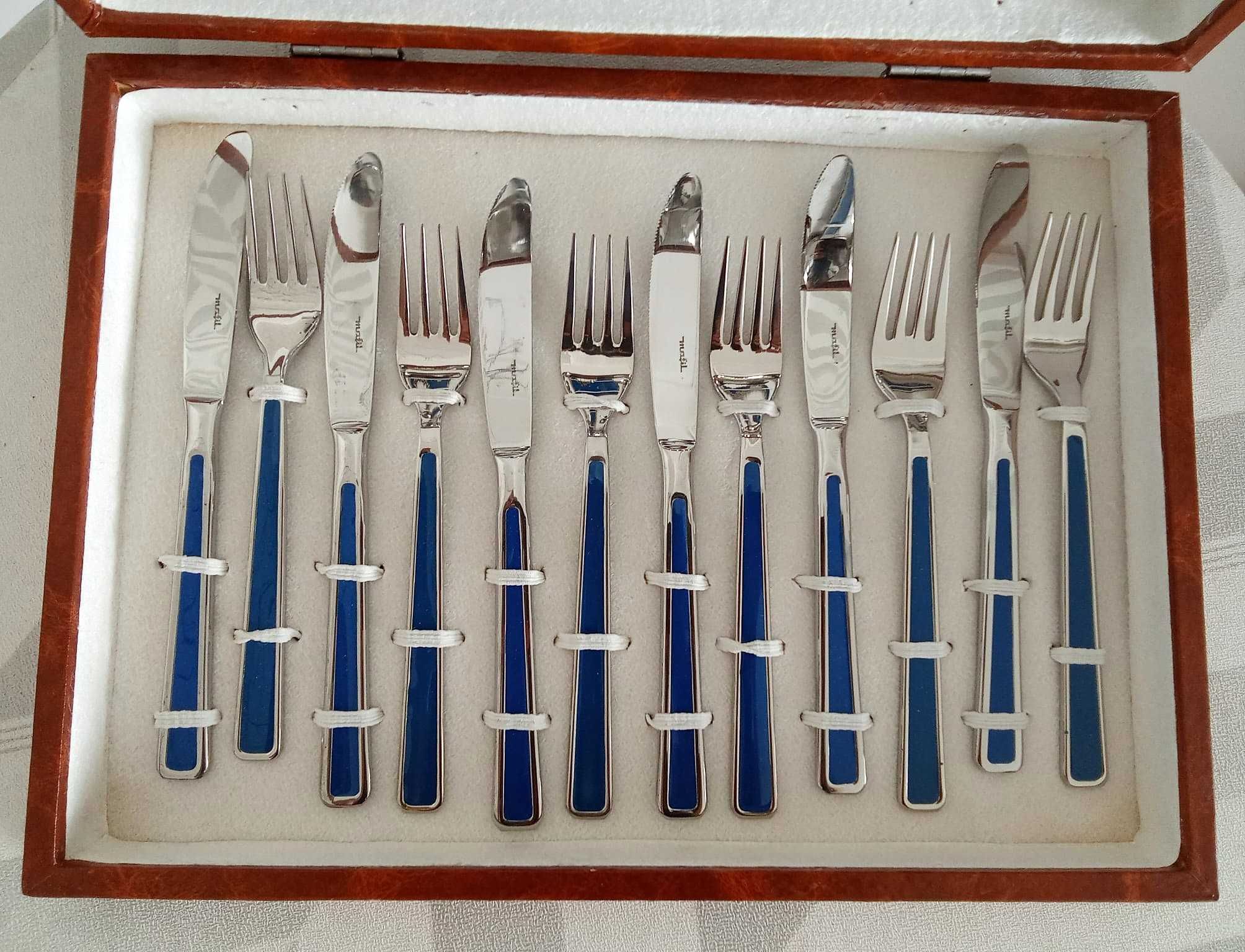 Faqueiro Mafil aço inoxidável com 24 peças