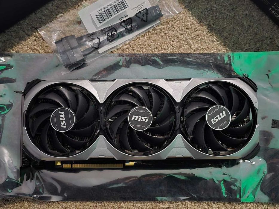 Placa Gráfica RTX 4070 TI 12GB GDDR6X - MSI Ventus 3X OC - GeForce