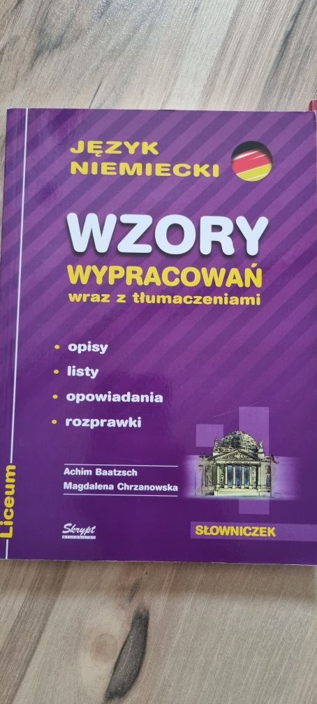 Ortografia Wzory wypracowań Niemiecki oraz tablice szkolne Historia