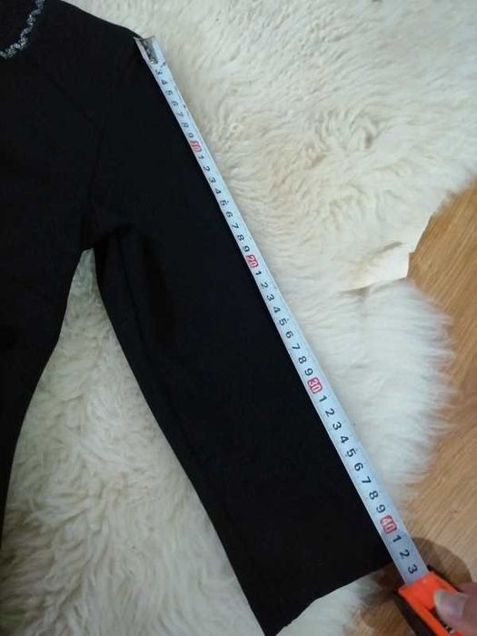 Czarna sukienka Reserved