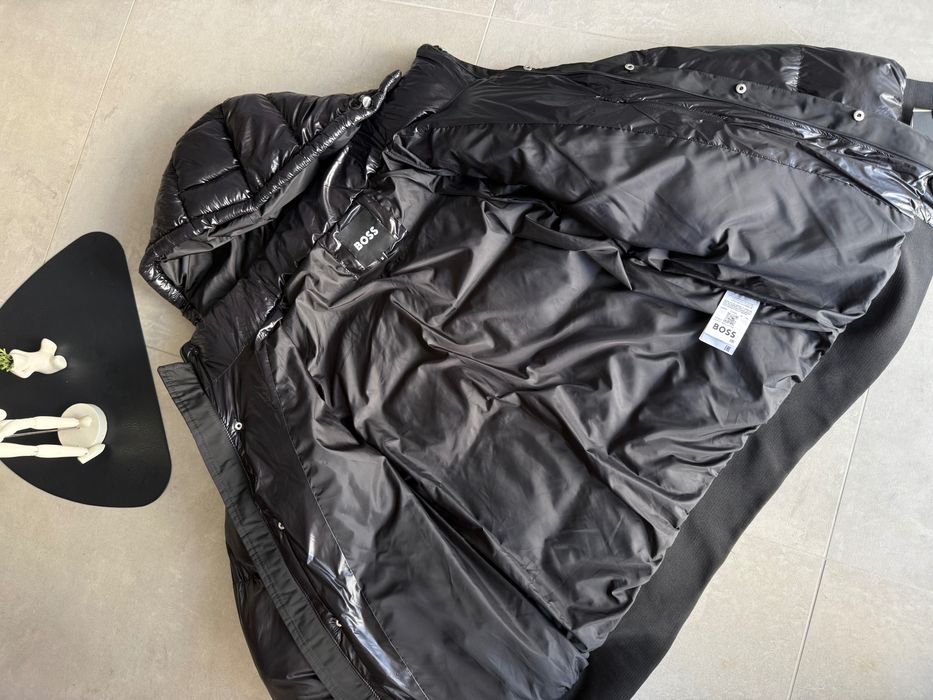 Нова Куртка Hugo Boss Black  чорна глянц