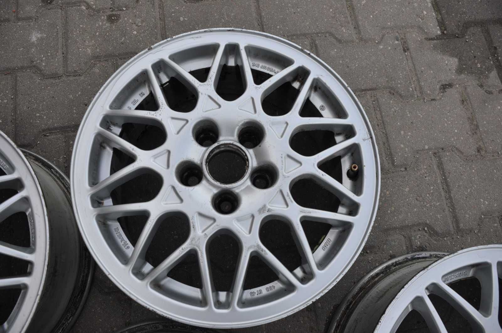 Felgi BBS 458 Vw Golf 3 VR6 Corrado 6.5Jx15H2 ET43 5x100 1H0'601025AA