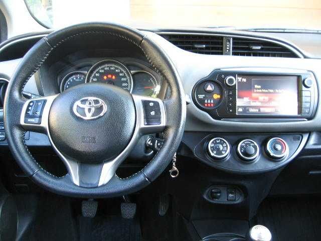 Toyota Yaris III generacji, LIFT,1.33 100KM, 5 drzwi,przebieg 70590km