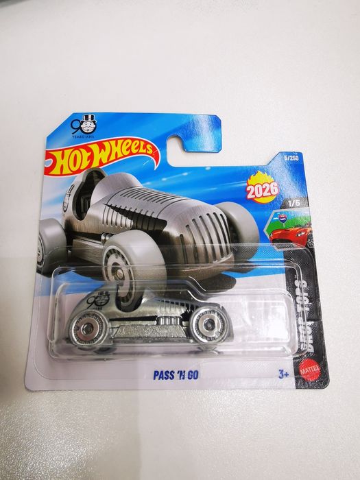 Pass 'N Go Hot Wheels 2026