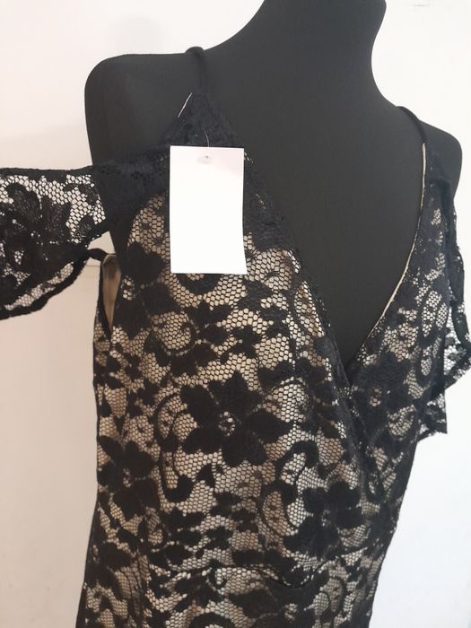 Piękna elegacka sukienka na ramiączkach koronką syrenka XL 42