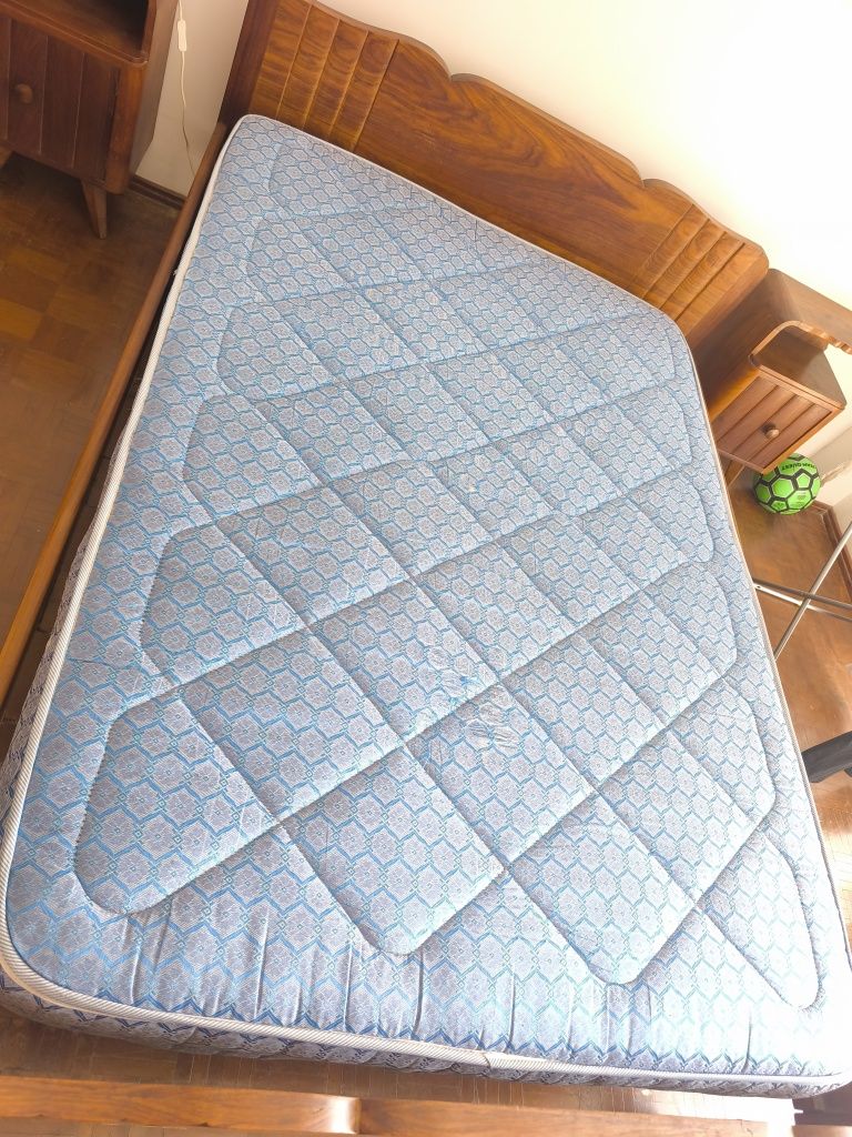 Limpeza de sofá e  colchão.