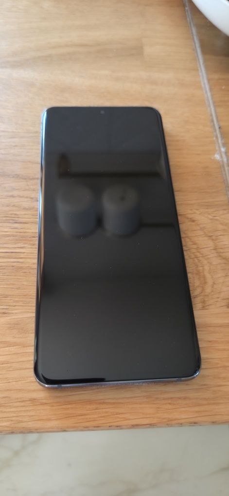 Samsung S20  SM-G980F/DS uszkodzony
