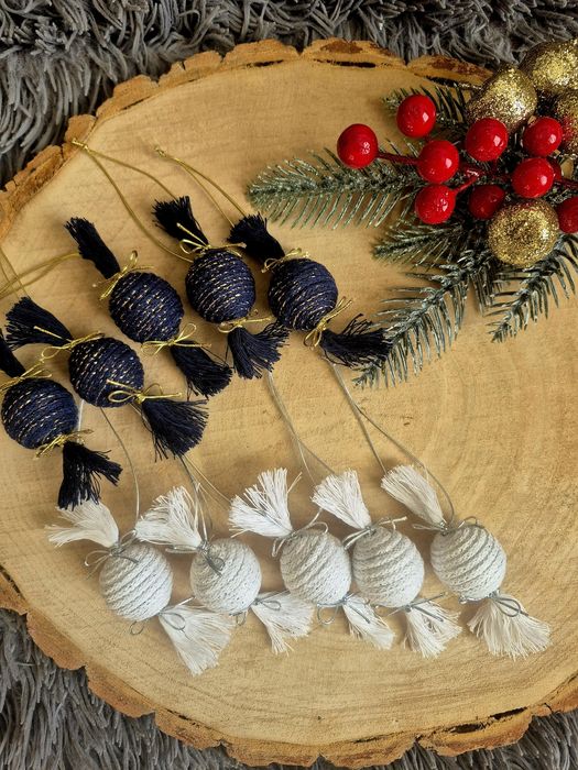 Cukierek zawieszka na choinkę ze sznurka