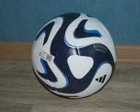 Футбольний м'яч Adidas размер 4,5