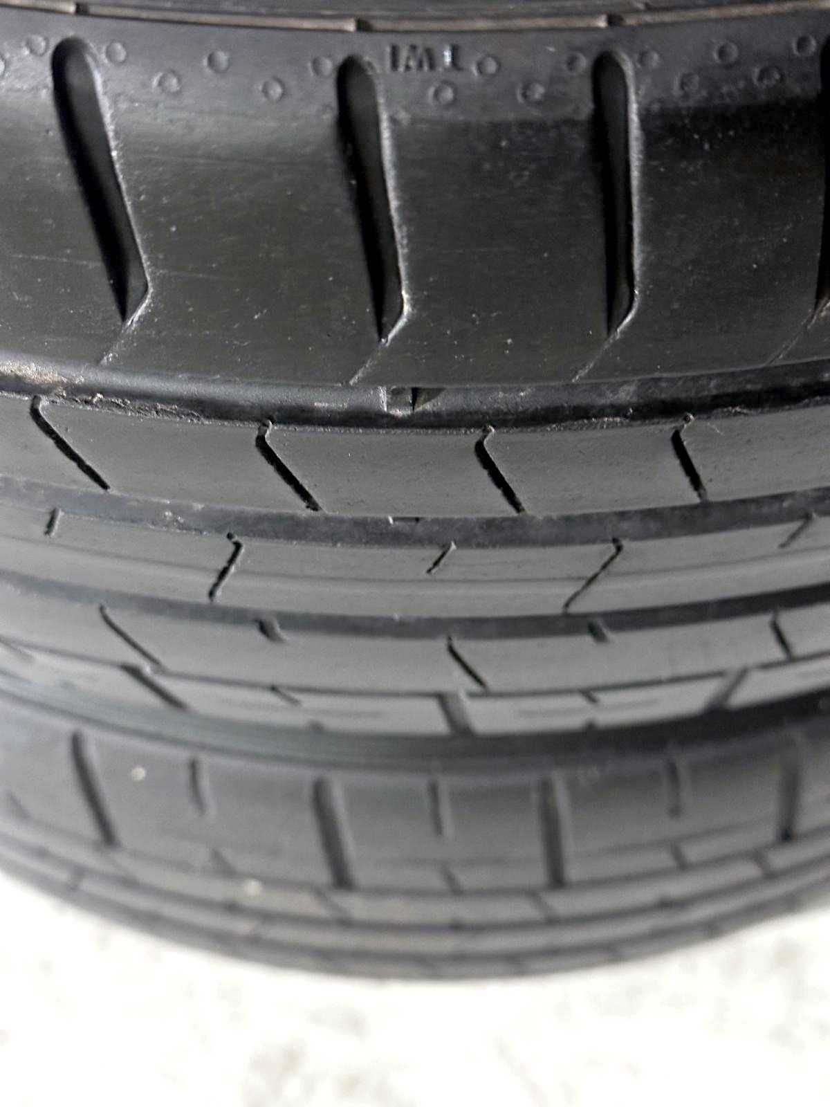 Pneus Pirelli Pzero PZ4 - 235/35/19 - Excelentes