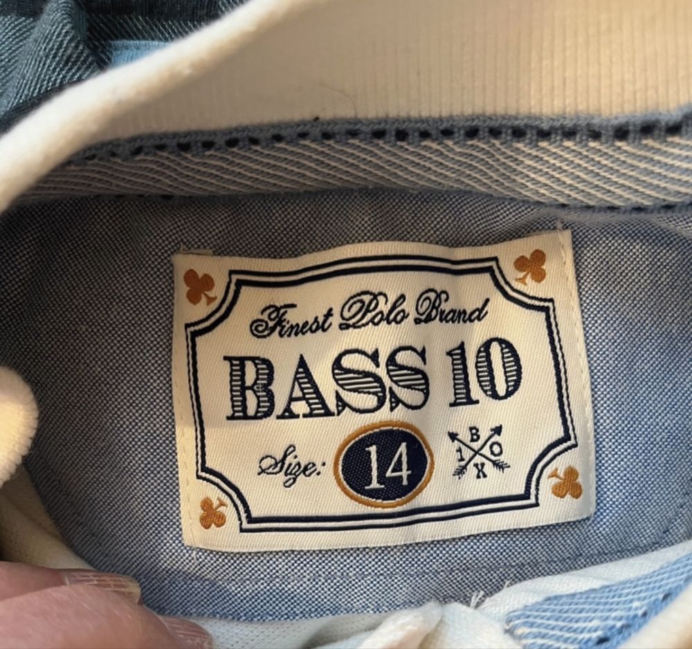 Polo branco 14 anos