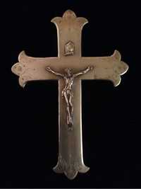 Crucifixo em prata