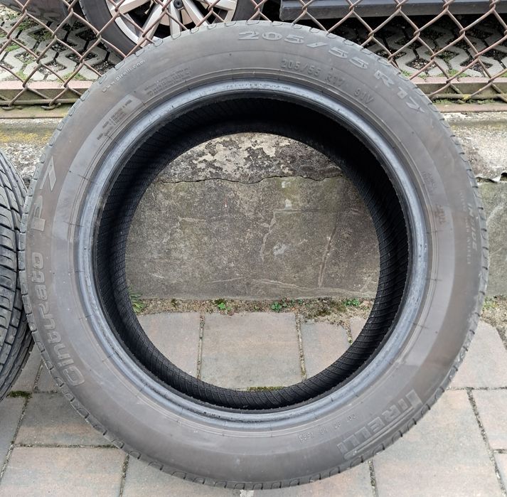 Opony letnie Pirelli P7 Cinturato 205/55 R17 91V DOT 2321

Czytaj więc