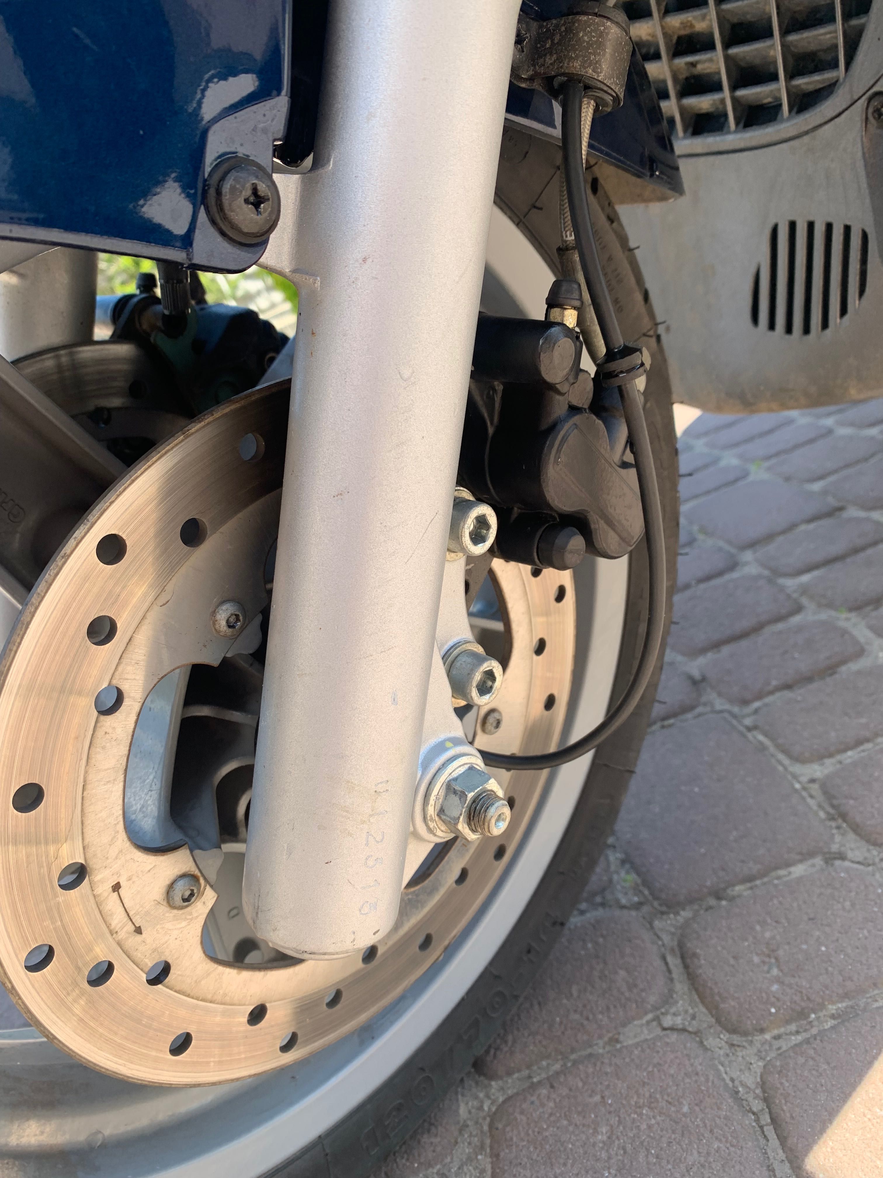 Продам скутер PIAGGIO 125 X9