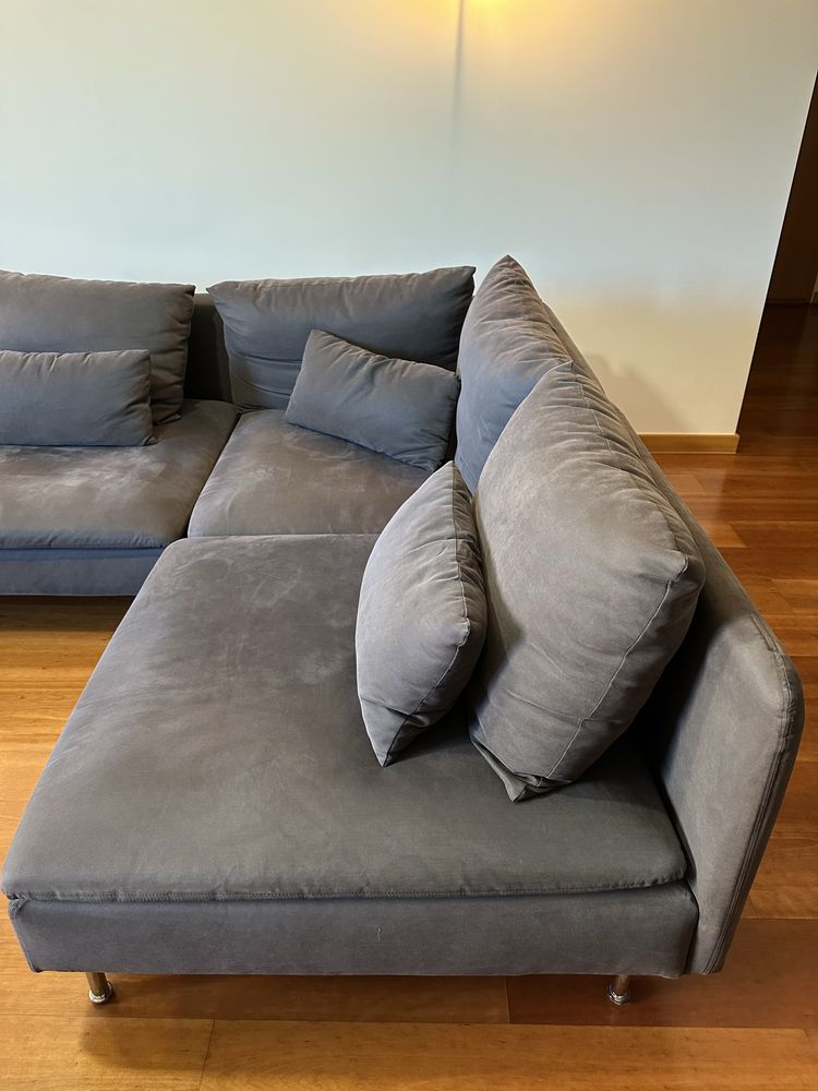 Sofá soderhamn de canto de 4 secções IKEA, em bom estado.