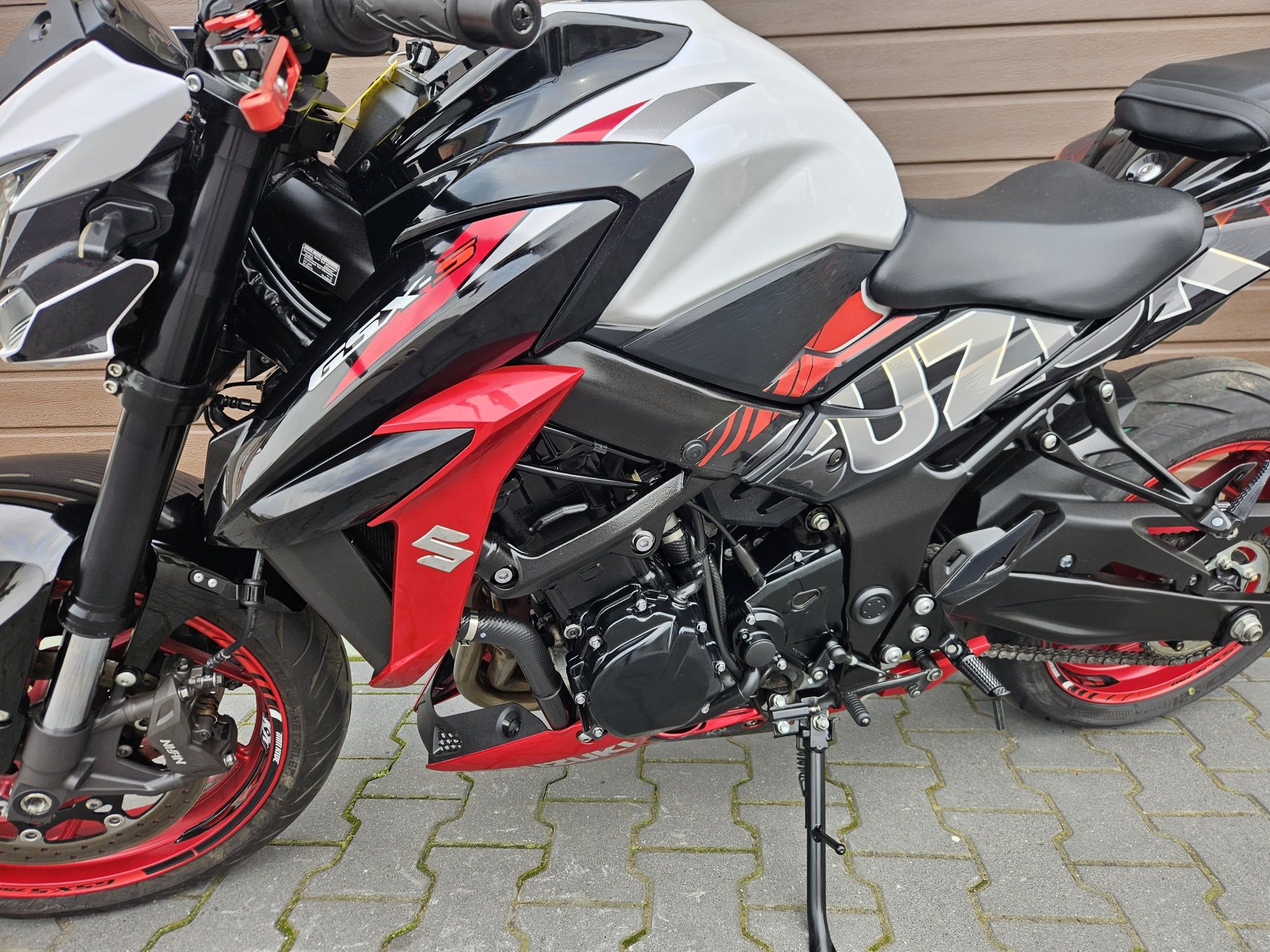 Suzuki GSX-S 750 / 2020 / Scorpion
