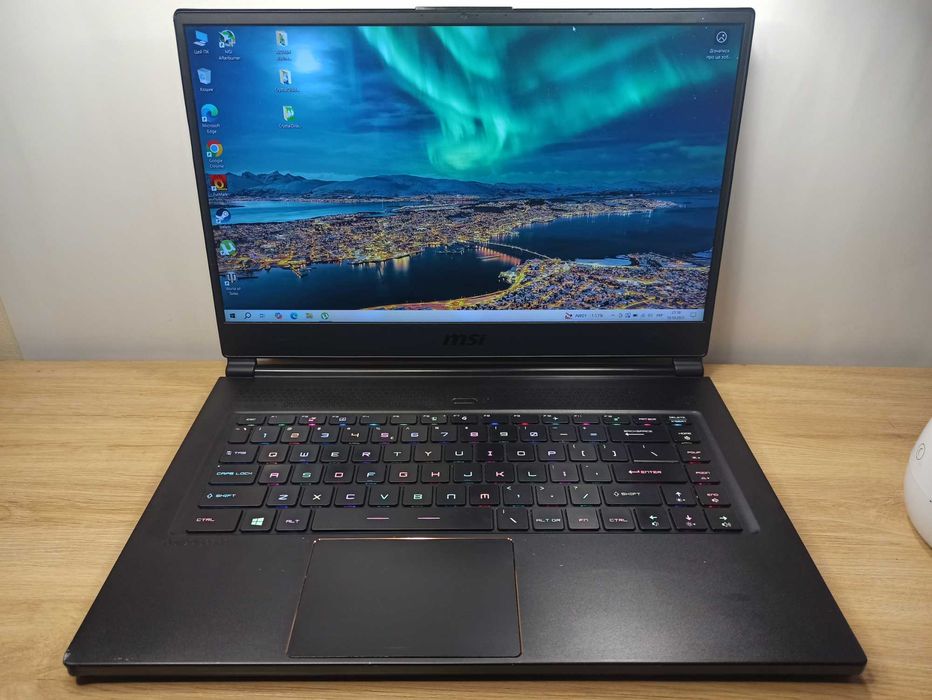 Уцінка! Ігровий ноутбук MSI GS65 i7 8750H/16gb/nvme 1TB/GTX 1070 Max-q