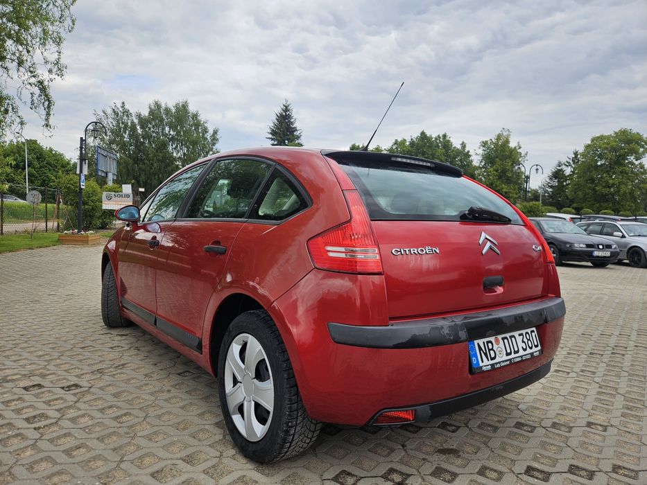 Citroen C4  1.4 benzynka/ klima/ 2005r